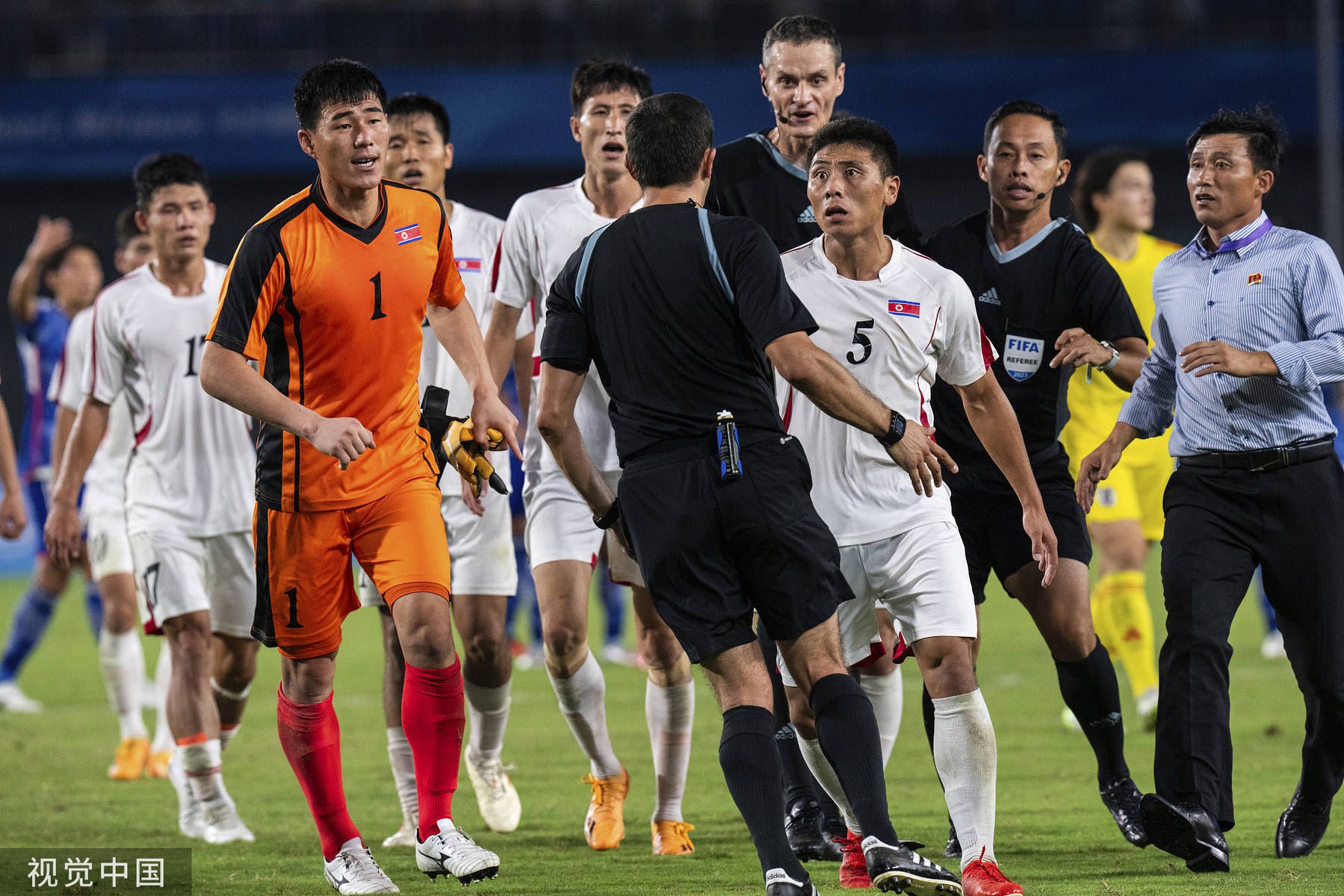 全场比赛结束，切尔西3-2布莱顿！